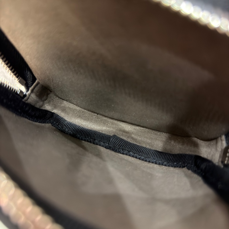 #大全配🈶台灣購證 #99近新 Gucci新款滿版斜挎包 #大手機🉑任務-19