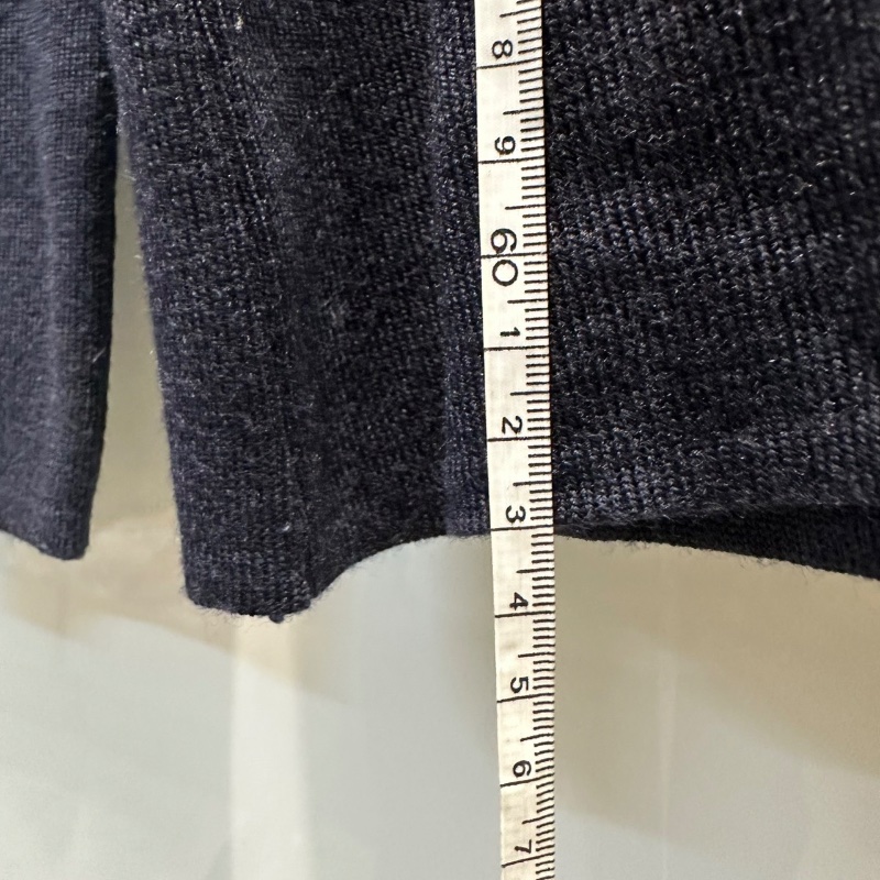 【美收精品】FERRAGAMO 黑色針織長袖 4-519-8