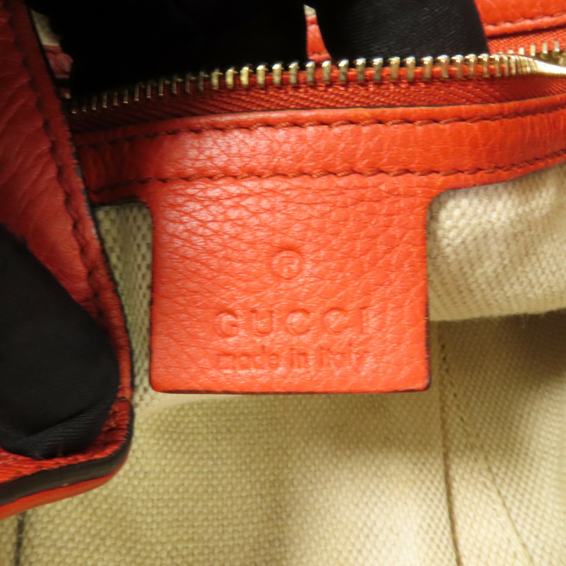 GUCCI 牛皮皮革Soho Pebbled金扣肩背袋-9