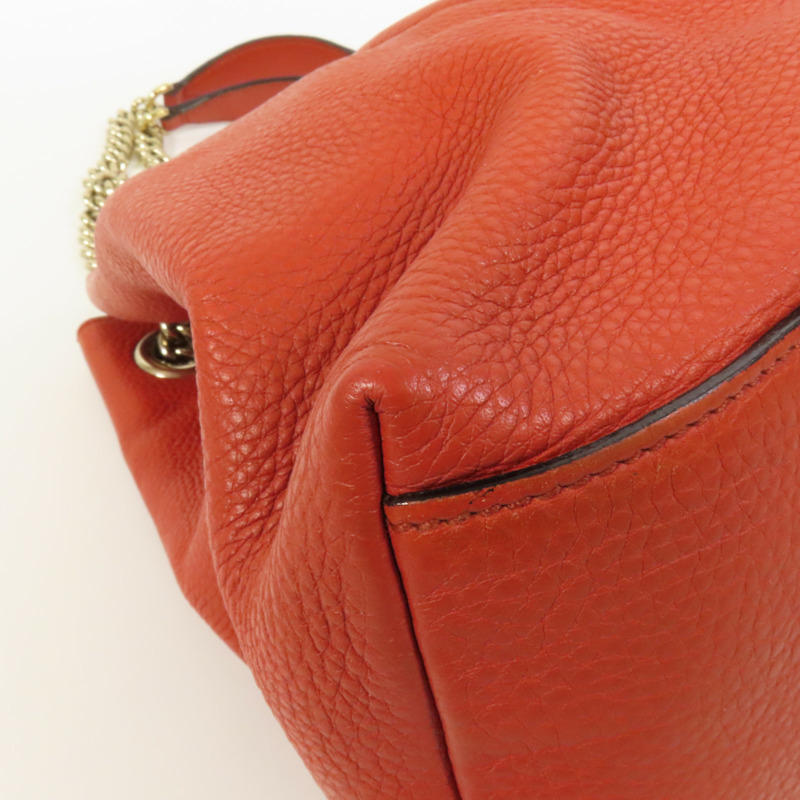 GUCCI 牛皮皮革Soho Pebbled金扣肩背袋-11