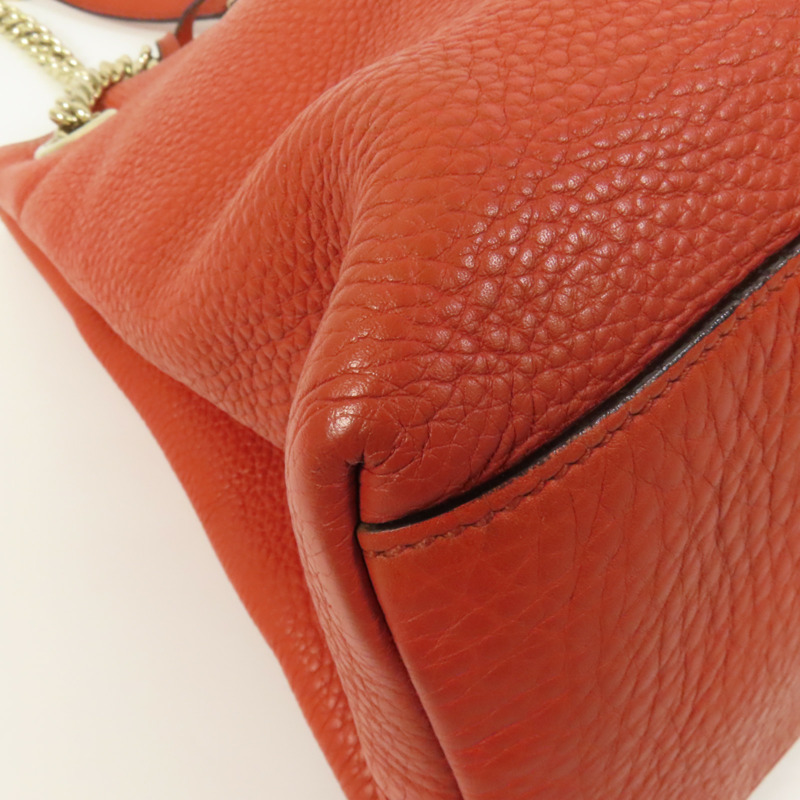 GUCCI 牛皮皮革Soho Pebbled金扣肩背袋-13