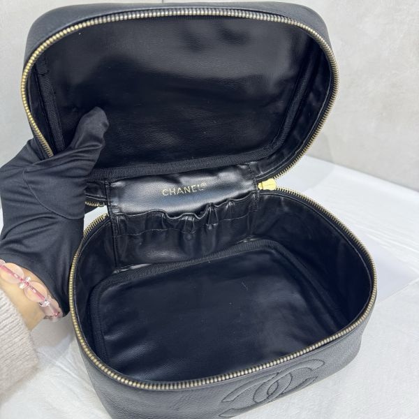 CHANEL 香奈兒魚子醬化妝包-5