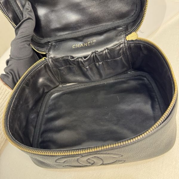 CHANEL 香奈兒魚子醬化妝包-8