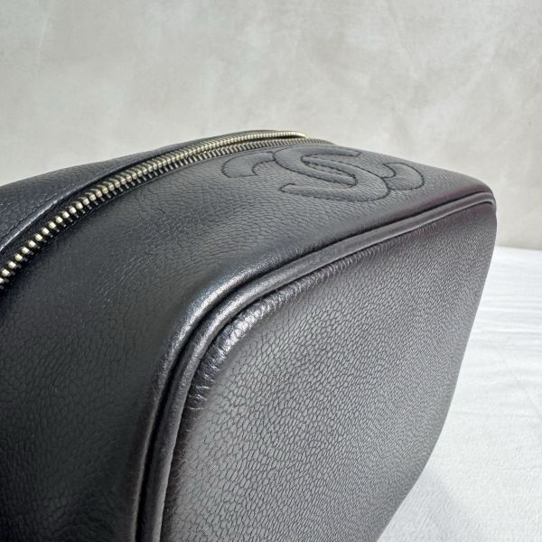 CHANEL 香奈兒魚子醬化妝包-9