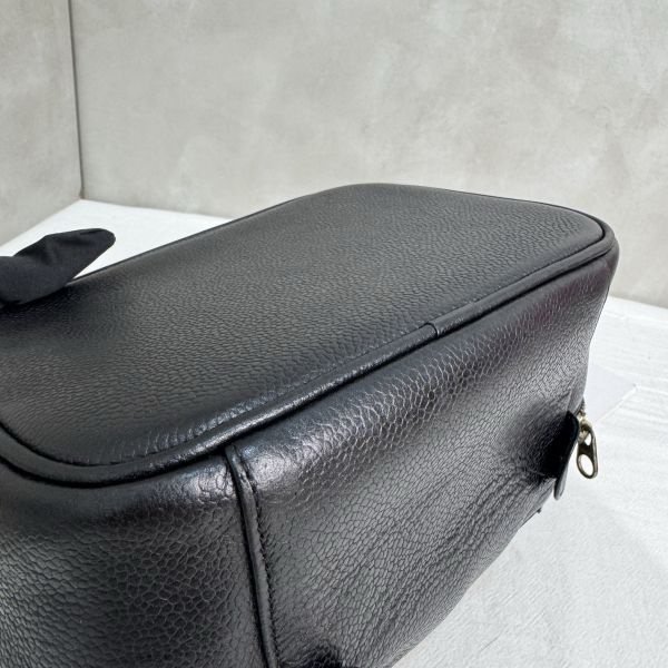 CHANEL 香奈兒魚子醬化妝包-10