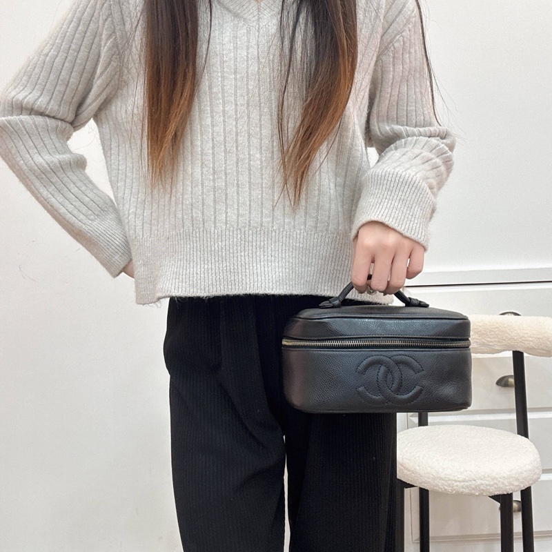 CHANEL 香奈兒魚子醬化妝包-14