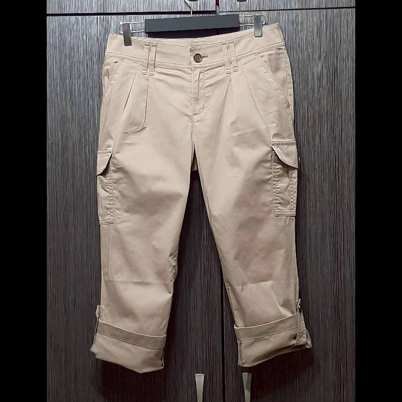 BURBERRY 博柏利 LONDON 牛皮標 女卡其多口袋彈性褲管反折八分褲38號-0