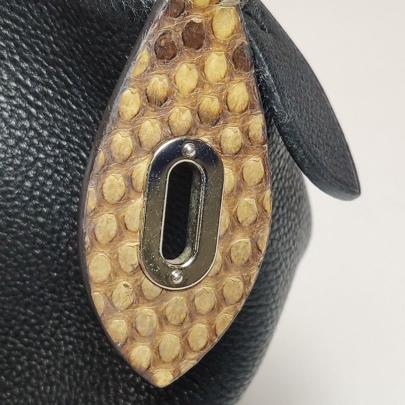 Louis Vuitton (LV) Lockit牛皮蛇皮拼色字母logo手提包-13