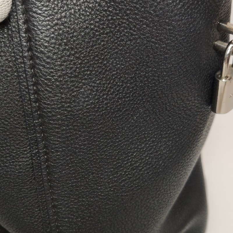 Louis Vuitton (LV) Lockit牛皮蛇皮拼色字母logo手提包-17