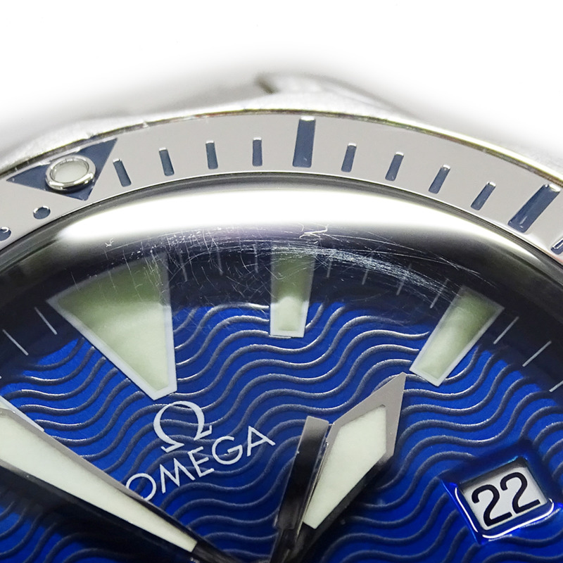 歐米茄海馬系列 2265.80 男士腕錶，品牌專業，300米防水，日期顯示，石英機芯，QZ系列，不銹鋼錶殼，銀色錶盤，藍色錶盤，拋光處理-8