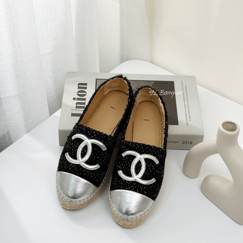 Chanel黑毛呢銀牛皮草編漁夫鞋-0