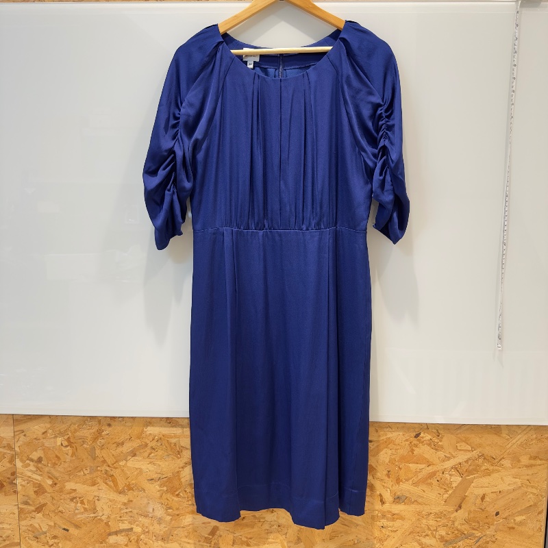 【美收精品】ARMANI 寶藍色緞面洋裝 4-520-0