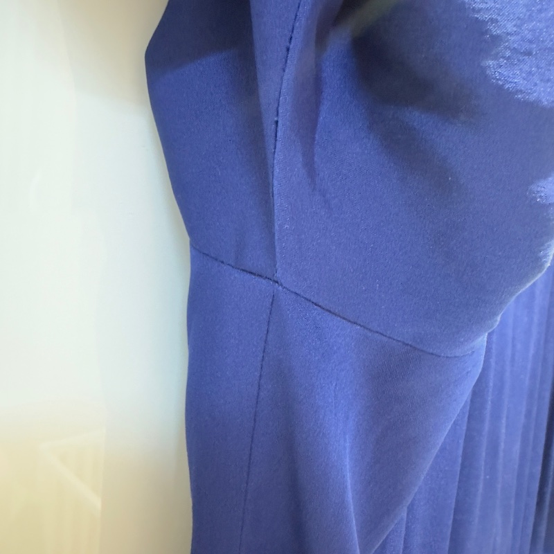 【美收精品】ARMANI 寶藍色緞面洋裝 4-520-6