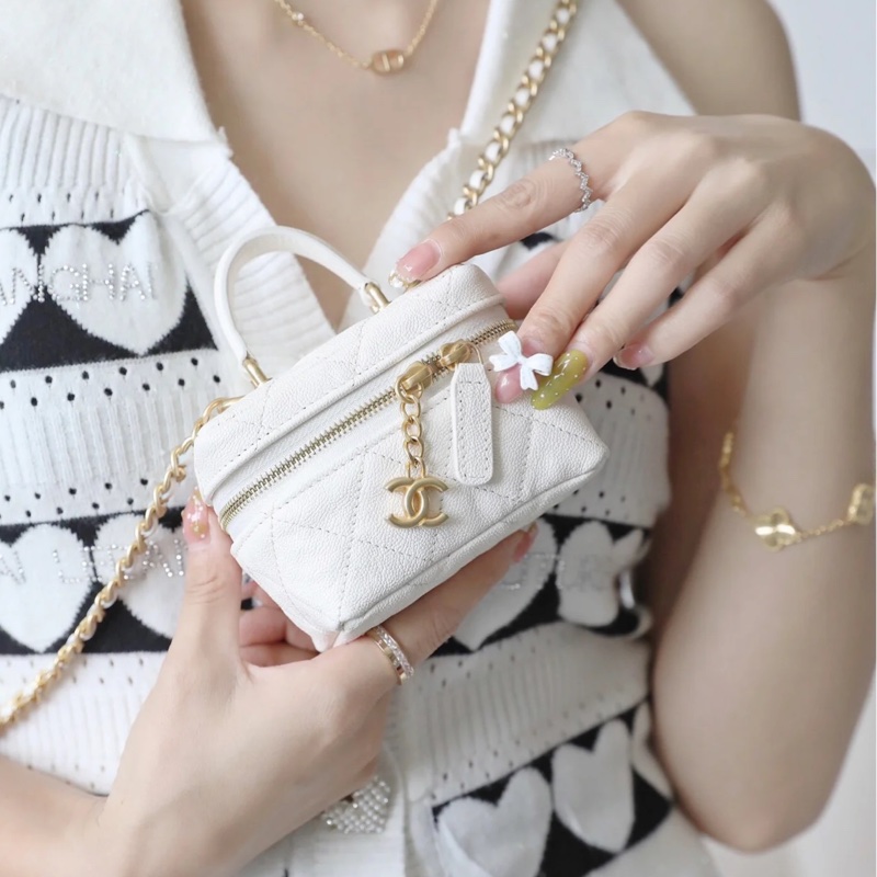 Chanel 香奈兒 vanity mini 白雪公主 化妝盒 小廢包 小盒子 口紅包 化妝包 斜背包 肩背包 手提包-6