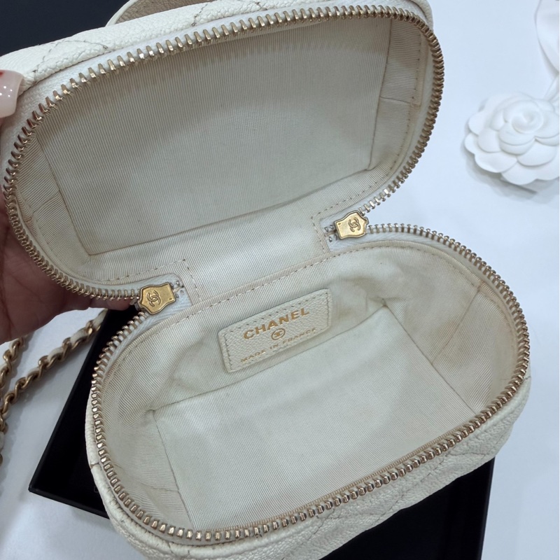 Chanel 香奈兒 vanity mini 白雪公主 化妝盒 小廢包 小盒子 口紅包 化妝包 斜背包 肩背包 手提包-21