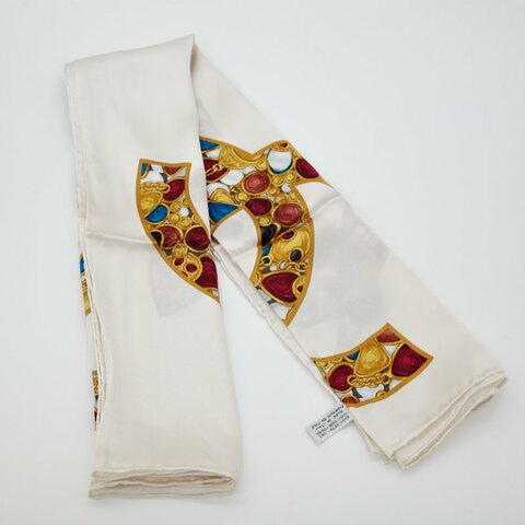 Chanel 香奈兒 米色 珠寶印刷絲巾 圍巾