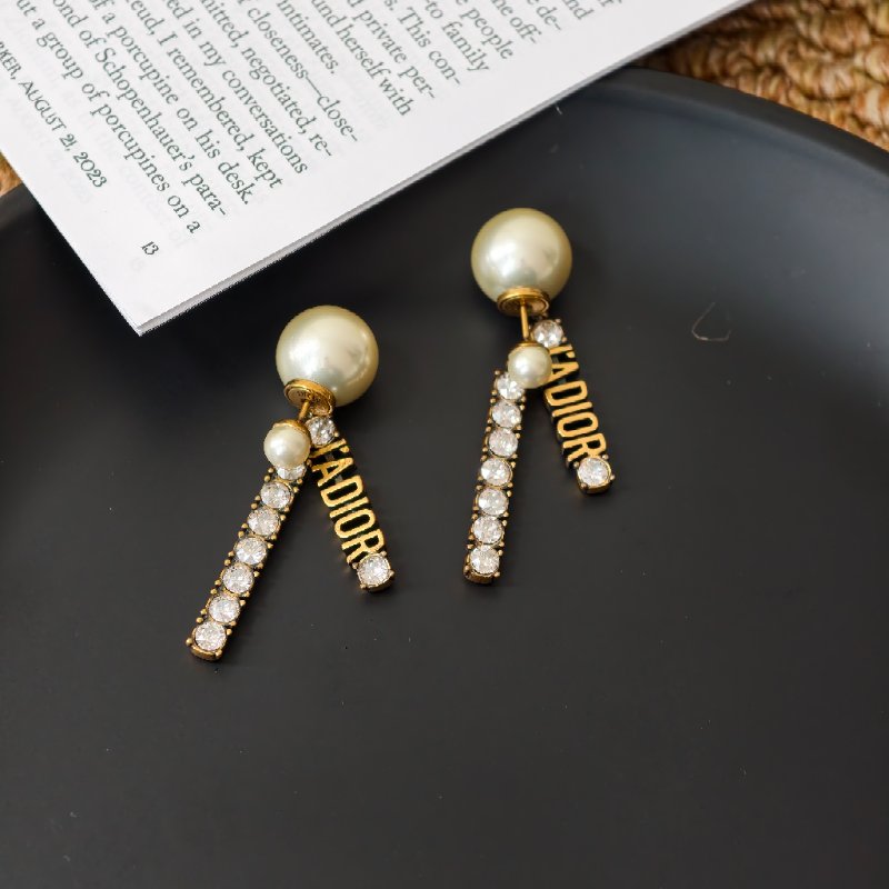 Dior 迪奧 字母珍珠耳釘 98-99新 輕微使用痕跡-0
