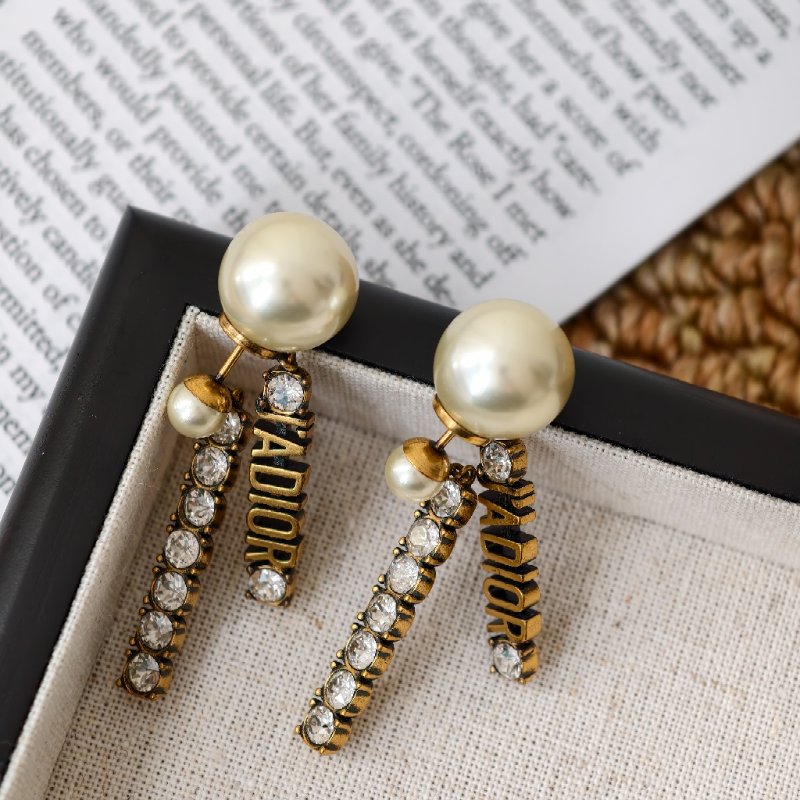 Dior 迪奧 字母珍珠耳釘 98-99新 輕微使用痕跡-4