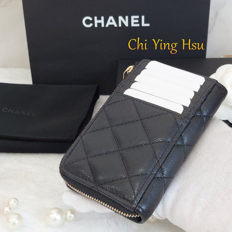 CHANEL經典金色雙C 🎀現貨實拍 🎀 LOGO菱格粒紋牛皮L型拉鍊卡夾/零錢包(黑色AP3179B)全新品-8