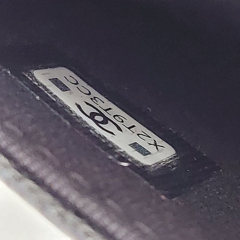 CHANEL經典金色雙C 🎀現貨實拍 🎀 LOGO菱格粒紋牛皮L型拉鍊卡夾/零錢包(黑色AP3179B)全新品-32