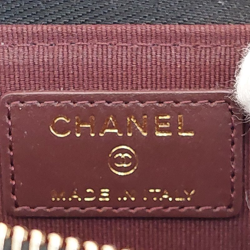 CHANEL經典金色雙C 🎀現貨實拍 🎀 LOGO菱格粒紋牛皮L型拉鍊卡夾/零錢包(黑色AP3179B)全新品-37