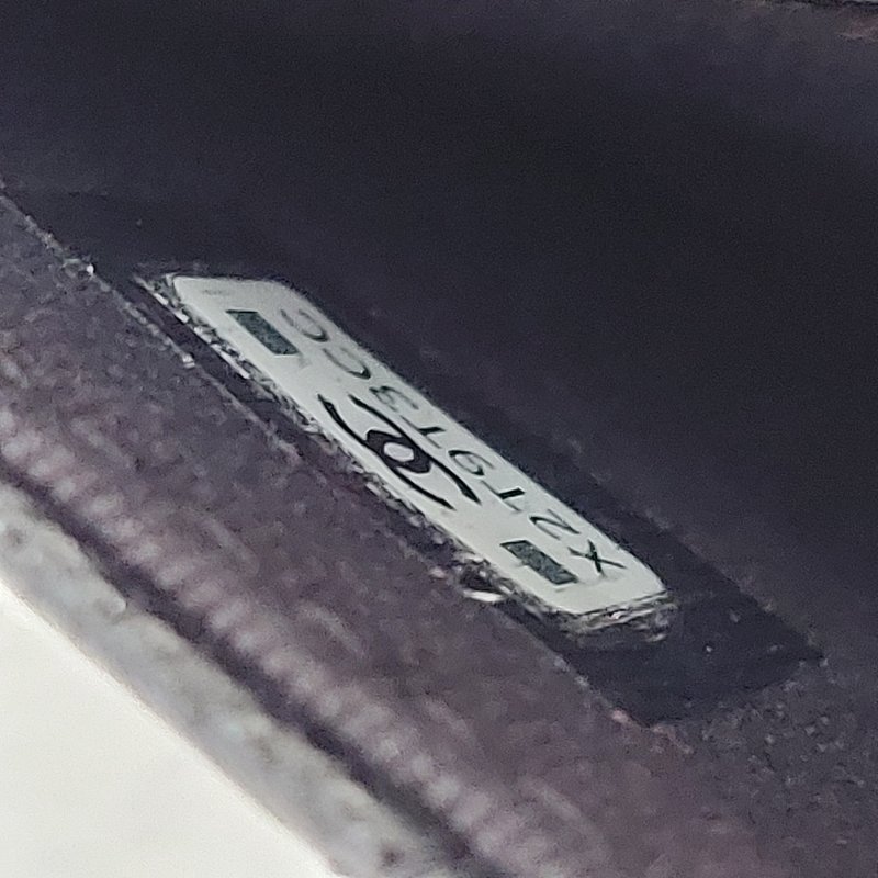 CHANEL經典金色雙C 🎀現貨實拍 🎀 LOGO菱格粒紋牛皮L型拉鍊卡夾/零錢包(黑色AP3179B)全新品-38