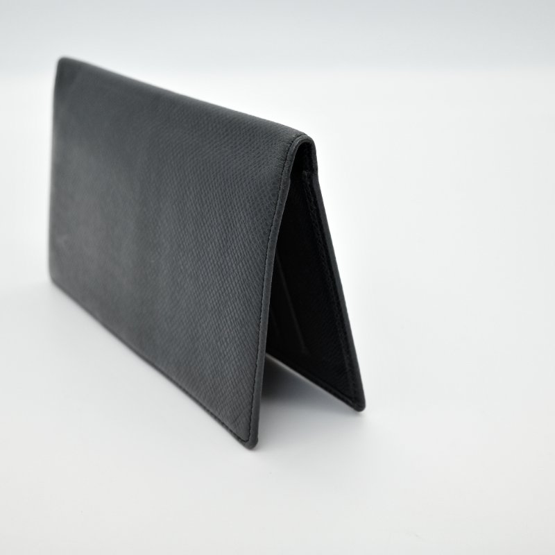 Louis Vuitton 路易威登 Taiga 黑色 牛皮 男用長夾-1