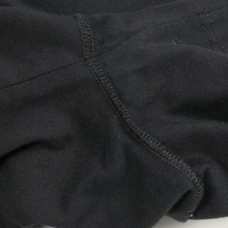 路易威登 (LOUIS VUITTON) 黑色純棉T卹，男士XL碼，內裡朝外印有LV壓紋logo，二手。-6