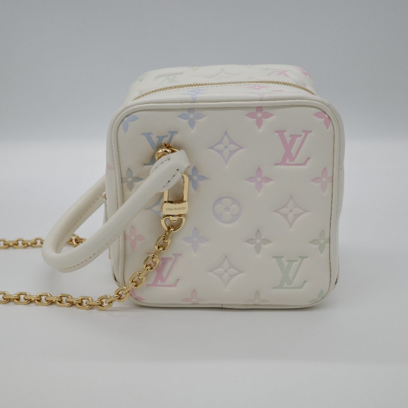 Louis Vuitton 路易威登 New Square 米色 炫彩 小羊皮 方形 托特單肩包 斜挎包-4