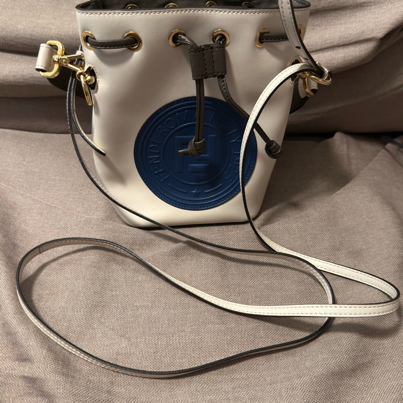 Fendi mini水桶包-4