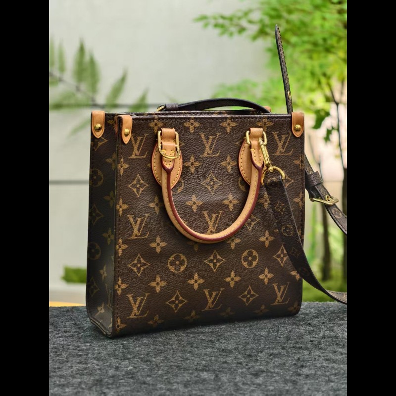 LV路易威登 Sac Plat BB老花琴譜包-1