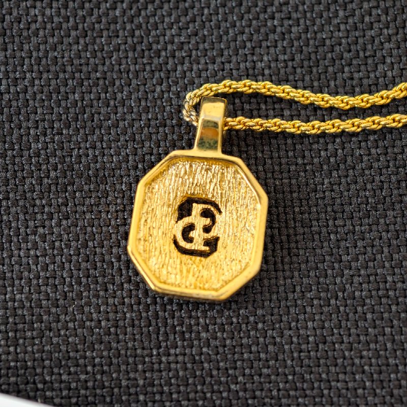 Dior 中古項鍊 正常使用痕跡 97新-2