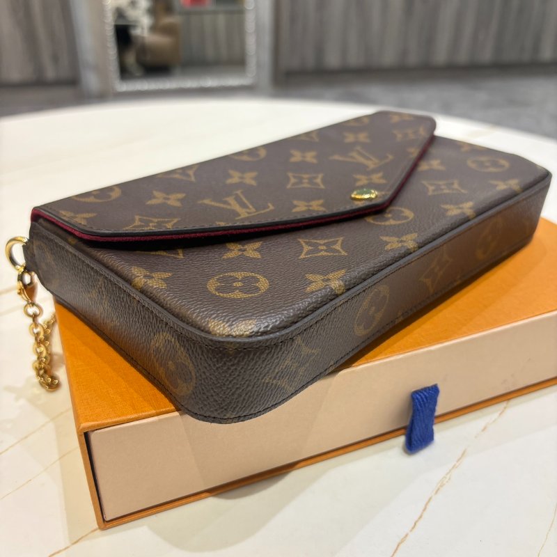 *SHIHNA名牌精品* LV Félicie Pochette 老花三合一信封包-1