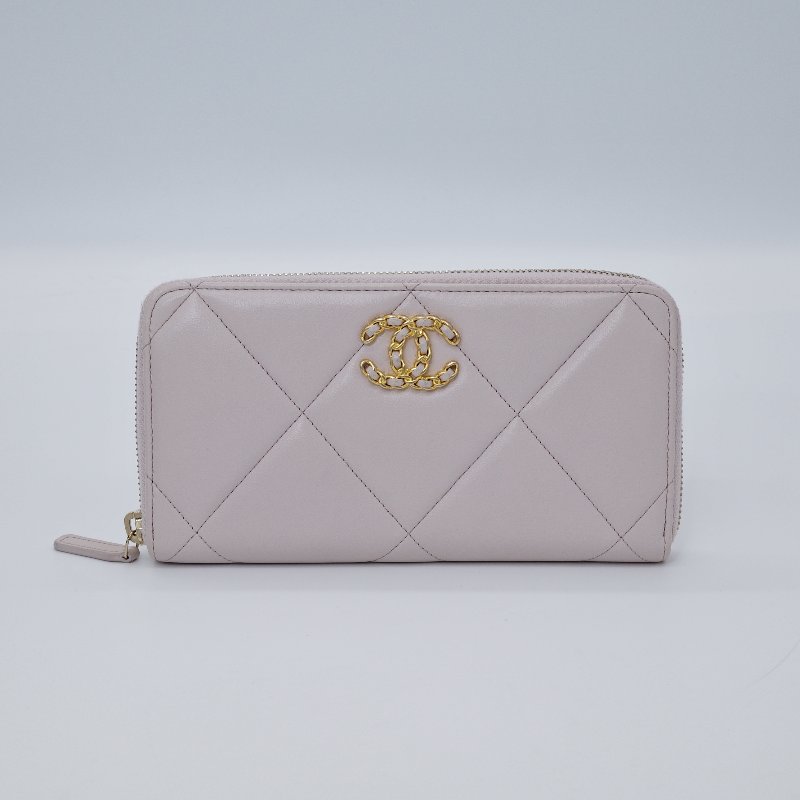 Chanel 香奈兒 19系列 粉色 小羊皮 長夾-1