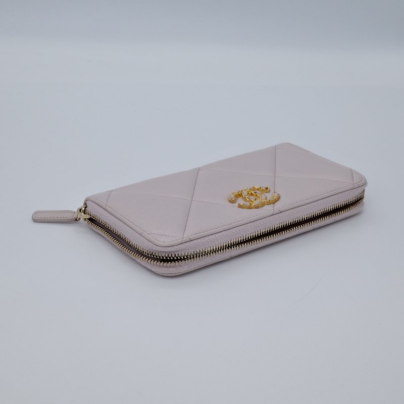 Chanel 香奈兒 19系列 粉色 小羊皮 長夾-5