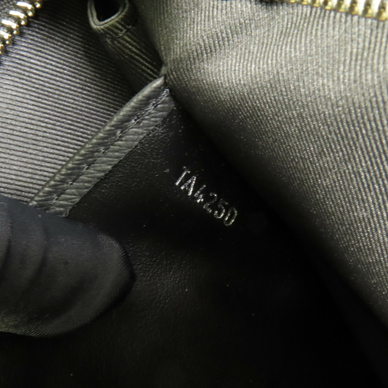 LOUIS VUITTON Damier Graphite Pochette Voyage MM銀扣手拿包-9