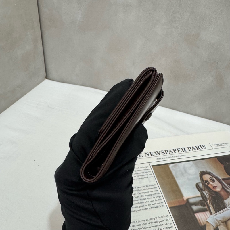 Chanel 咖啡短夾-3