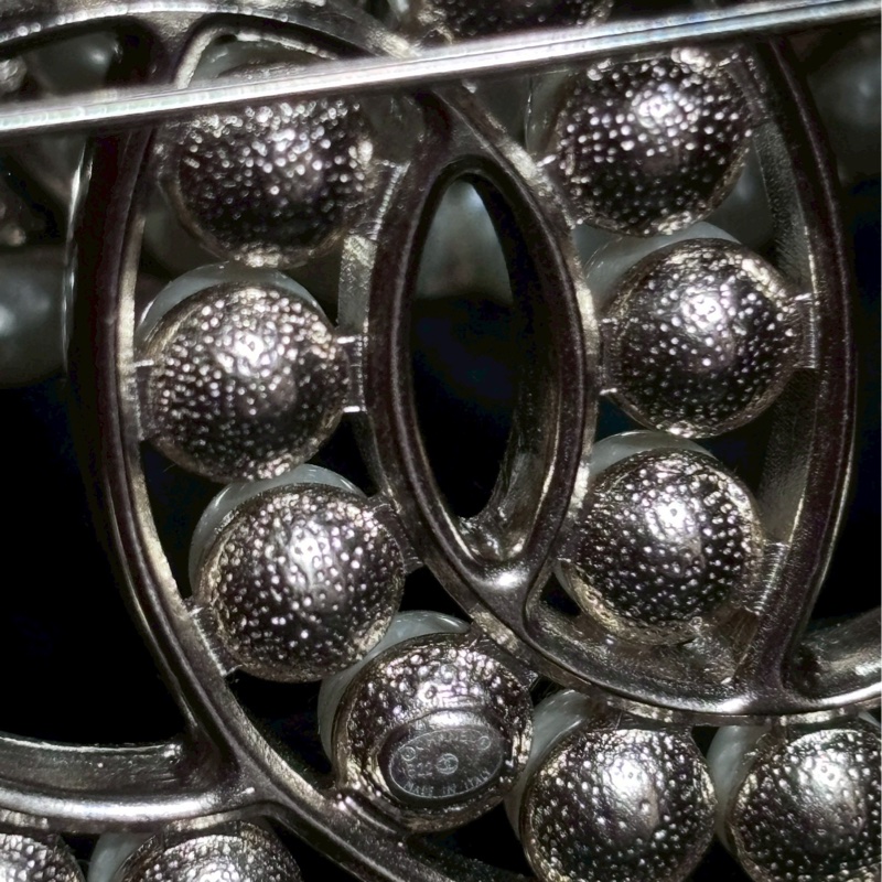 Chanel雙C爆款珍珠胸針-6