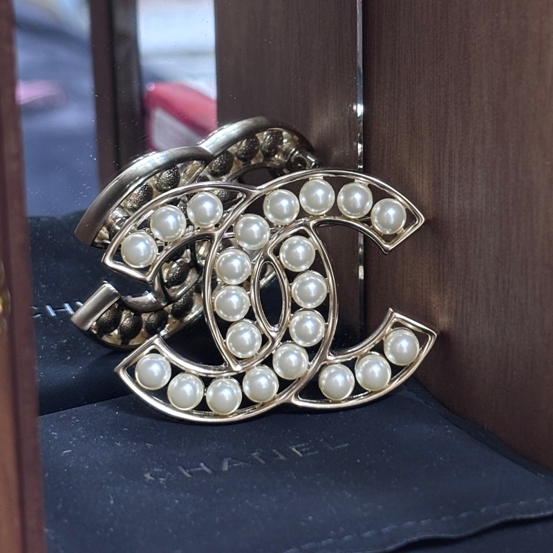 Chanel雙C爆款珍珠胸針-6
