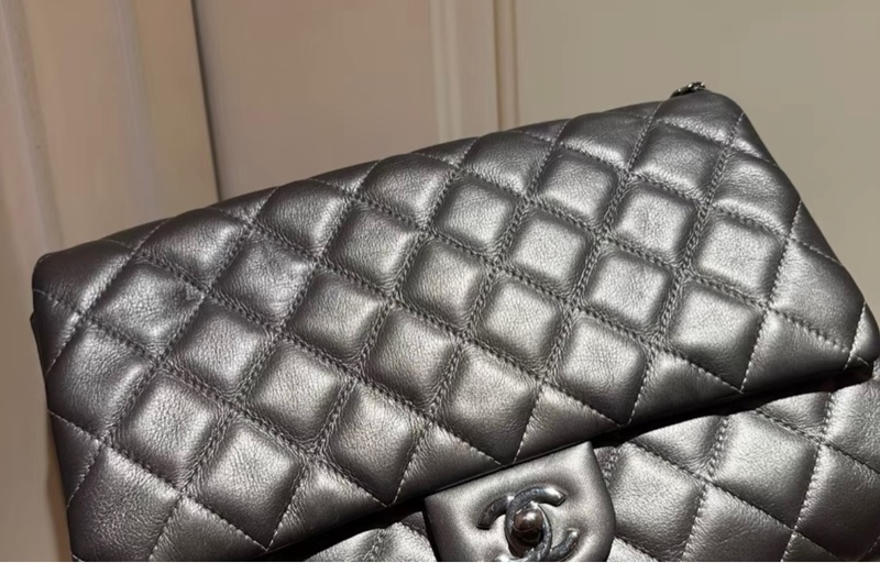 CHANEL CLASSIC FLAG-2