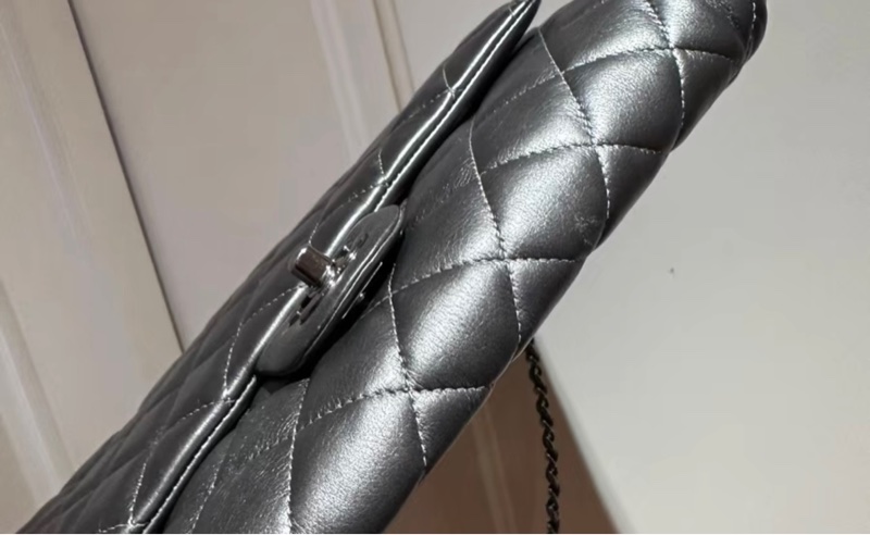 CHANEL CLASSIC FLAG-5