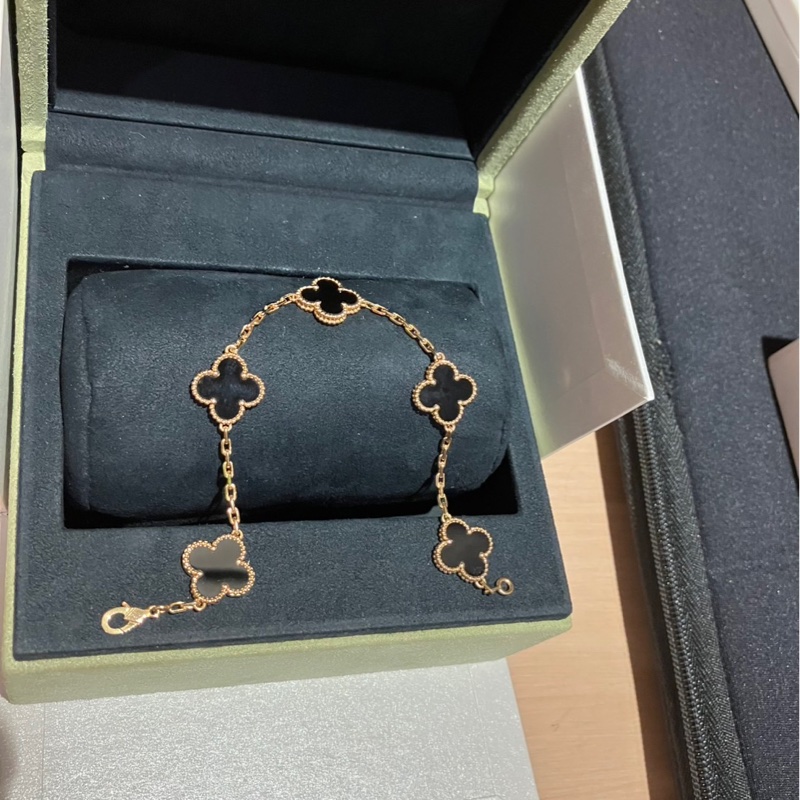 VCA梵克雅寶黑瑪瑙五花手鍊-2