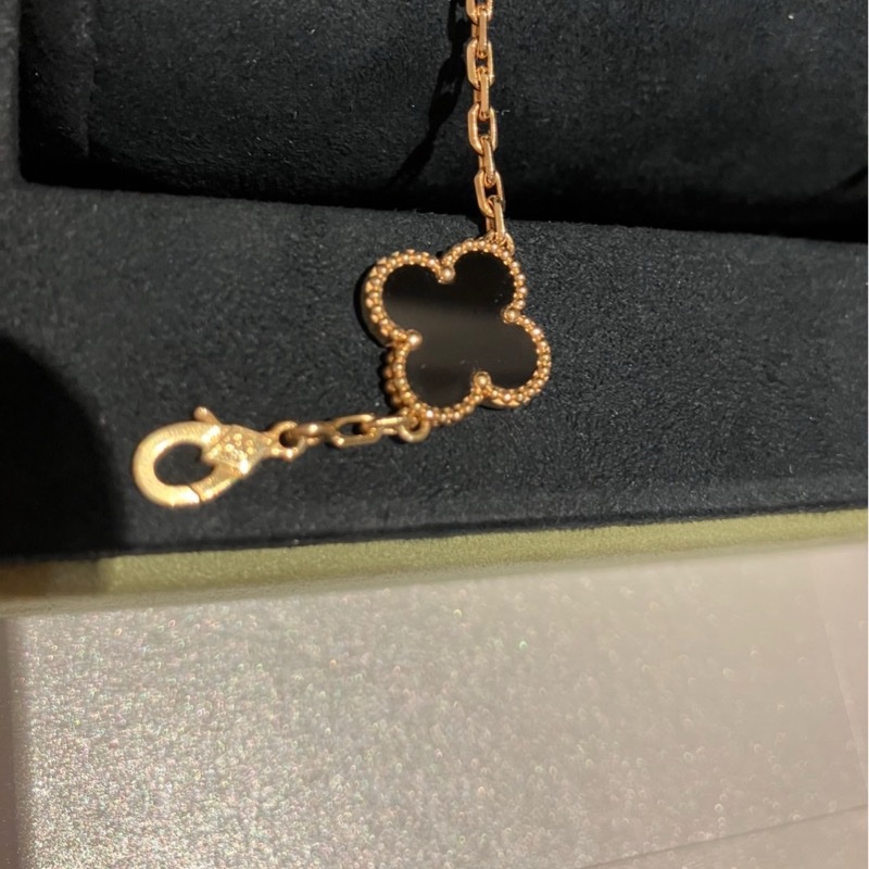 VCA梵克雅寶黑瑪瑙五花手鍊-4