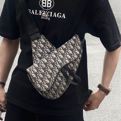 🈶購證 #全網最低💰 #櫃上在售12.5萬 Dior saddle新款老花馬鞍包 黃金尺寸長夾可入🔥