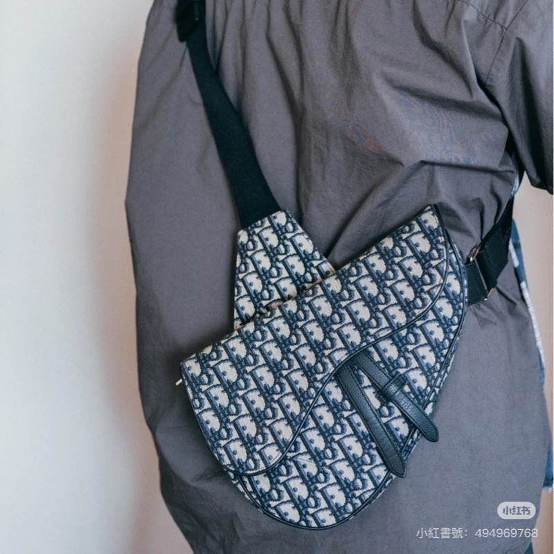 🈶購證 #全網最低💰 #櫃上在售12.5萬 Dior saddle新款老花馬鞍包 黃金尺寸長夾可入🔥-8