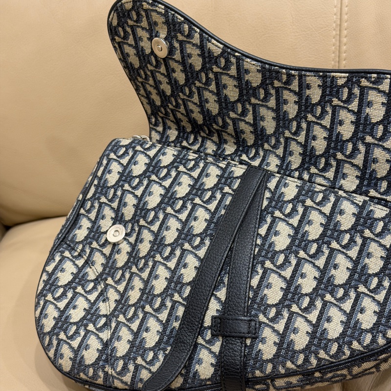 🈶購證 #全網最低💰 #櫃上在售12.5萬 Dior saddle新款老花馬鞍包 黃金尺寸長夾可入🔥-22