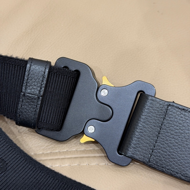 🈶購證 #全網最低💰 #櫃上在售12.5萬 Dior saddle新款老花馬鞍包 黃金尺寸長夾可入🔥-36