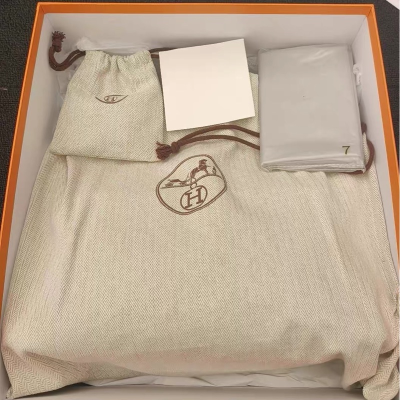 Hermes 2424 29 冰片灰拼奶油白-4