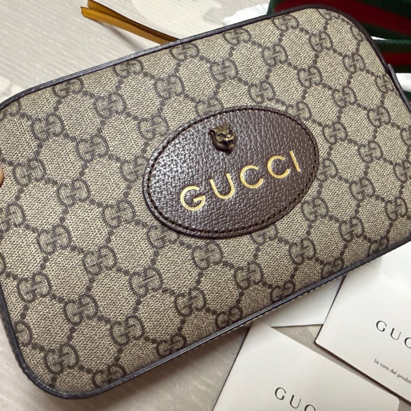 GUCCI Neo Vintage GG Suprem  經典虎頭印花皮革斜背/相機包(咖)-8