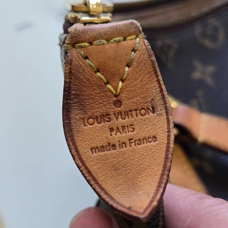 LV原花金釦TOTALLY   PM   M56688🎀出清特惠價🎀 ~雙口袋肩背包~二手品-43